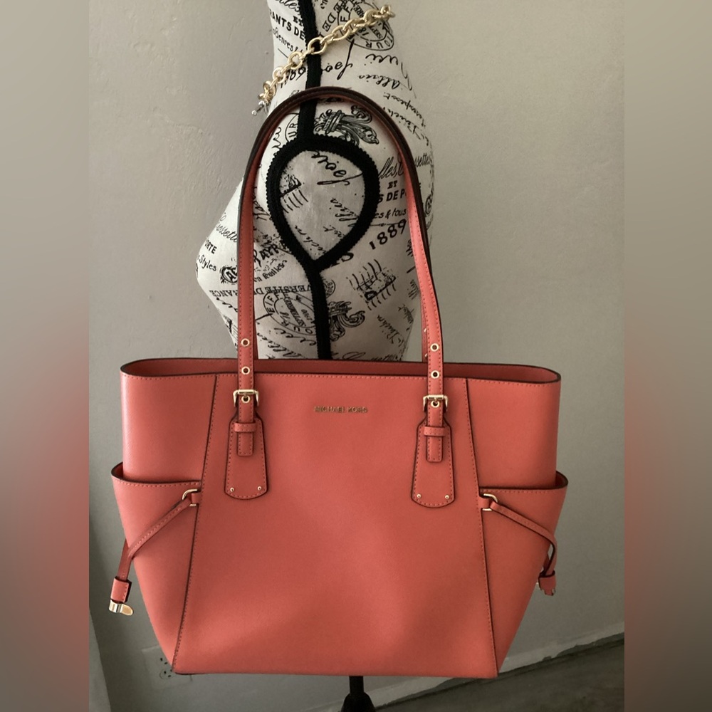 Michael Kors shoulder bag in melon